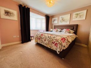 Photo 19- click for photo gallery